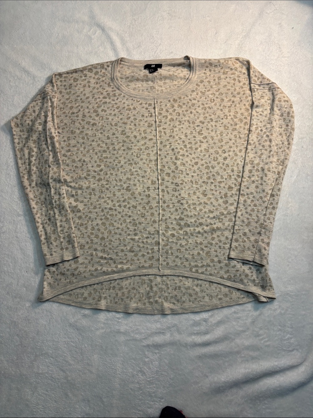 H&M Round Neck Long Sleeve Animal Print Shirt Size XS NWOT